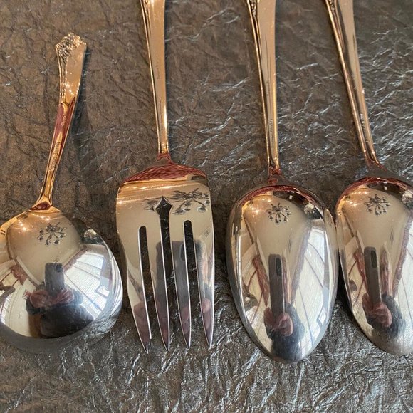 Heirloom Sterling Silver Damask Rose 4 Piece Serving Set - Picture 3 of 4